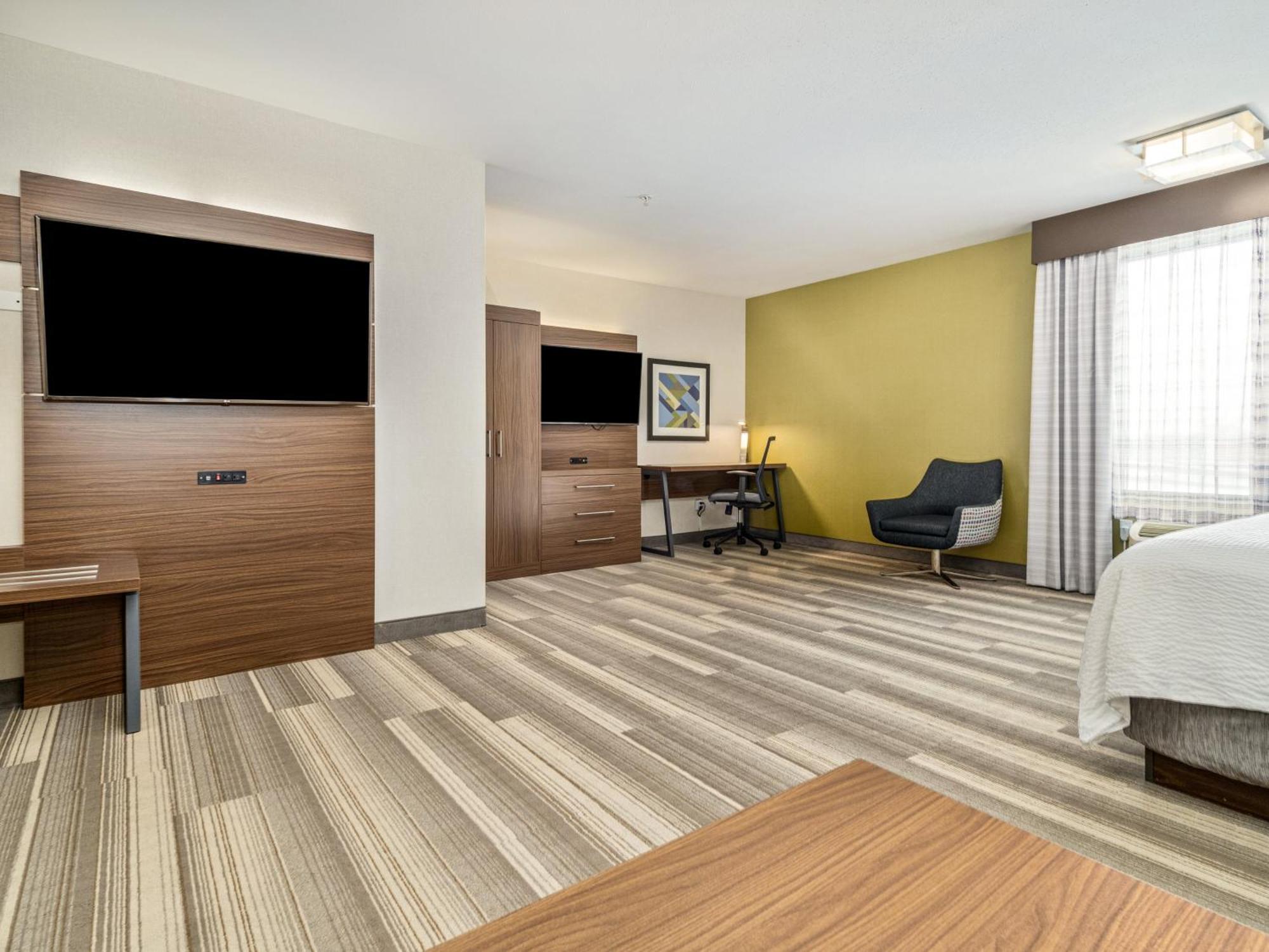 Holiday Inn Express & Suites Medicine Hat By Ihg Εξωτερικό φωτογραφία