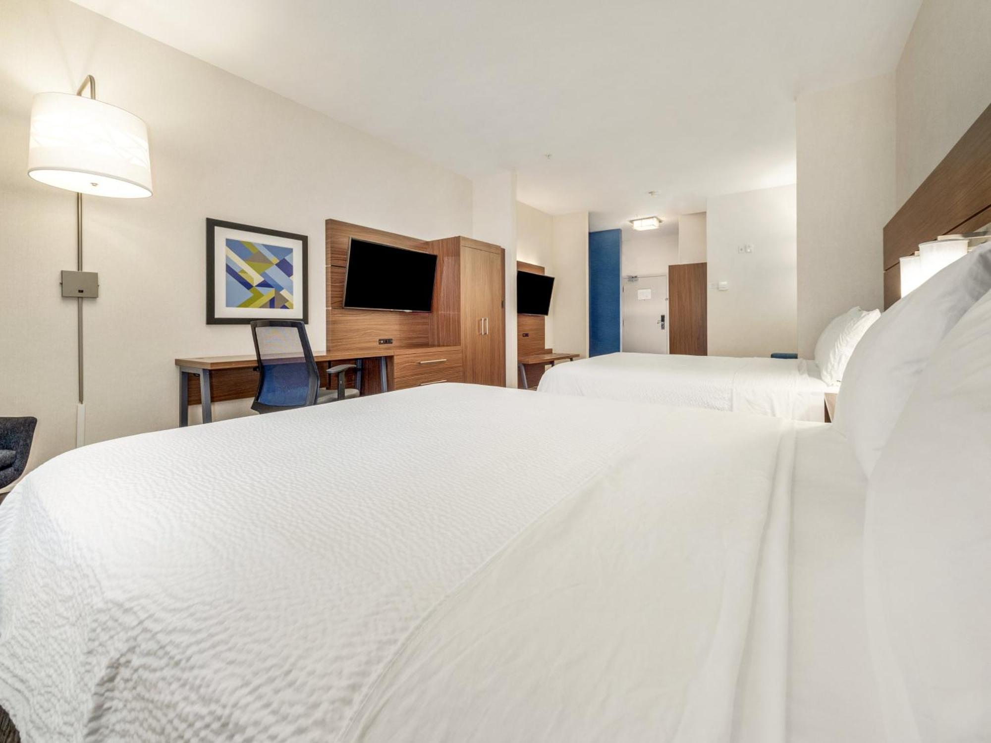Holiday Inn Express & Suites Medicine Hat By Ihg Εξωτερικό φωτογραφία