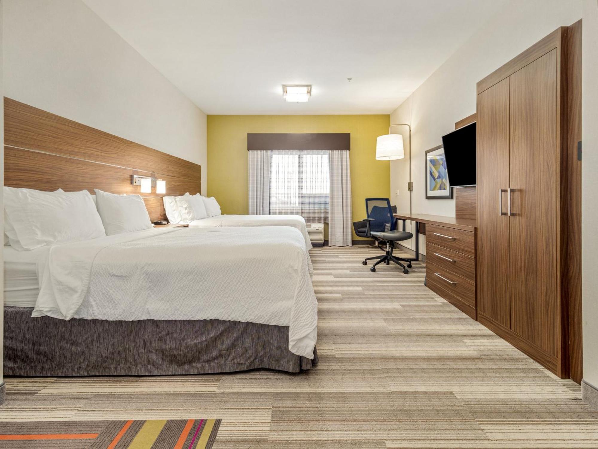 Holiday Inn Express & Suites Medicine Hat By Ihg Εξωτερικό φωτογραφία